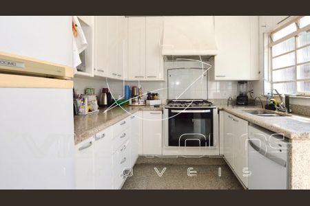 Casa à venda com 400m², 4 quartos e 6 vagas