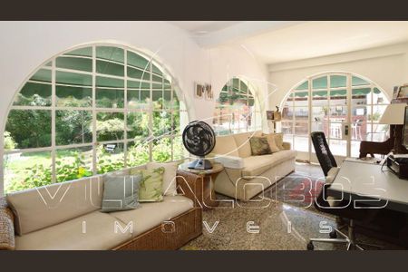 Casa à venda com 400m², 4 quartos e 6 vagas