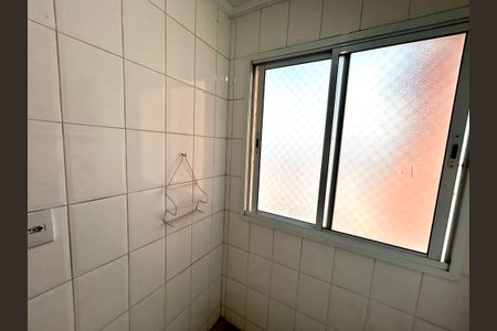 Apartamento à venda com 58m², 3 quartos e 1 vagaÁrea de Serviço