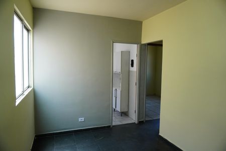 Sala de apartamento para alugar com 2 quartos, 45m² em Parque Novo Mundo, Americana