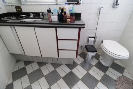 Casa para alugar com 360m², 3 quartos e 4 vagasBanheiro Social