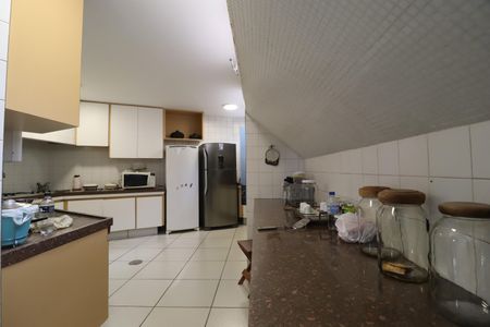 Casa para alugar com 360m², 3 quartos e 4 vagasCozinha