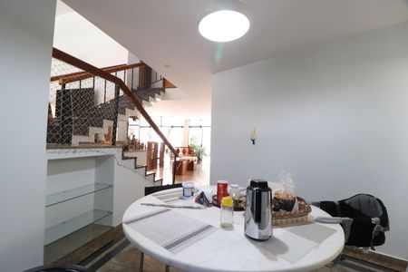 Casa para alugar com 360m², 3 quartos e 4 vagasCozinha