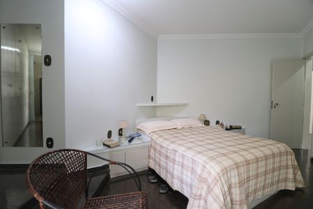 Casa para alugar com 360m², 3 quartos e 4 vagasSuíte