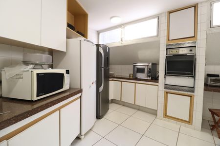 Casa para alugar com 360m², 3 quartos e 4 vagasCozinha