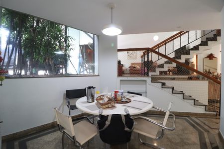 Casa para alugar com 360m², 3 quartos e 4 vagasCozinha