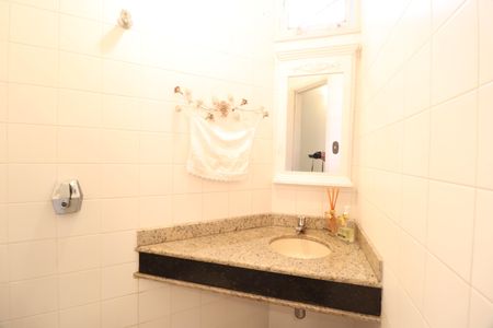 Casa para alugar com 360m², 3 quartos e 4 vagasLavabo