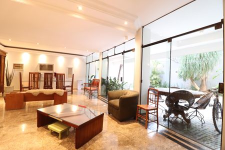 Sala de casa para alugar com 3 quartos, 360m² em Lídice, Uberlândia