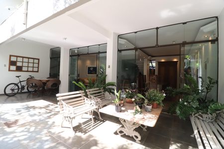 Casa para alugar com 360m², 3 quartos e 4 vagasVaranda