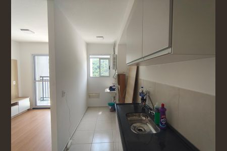 Cozinha de apartamento para alugar com 2 quartos, 45m² em Jacarepaguá, Rio de Janeiro