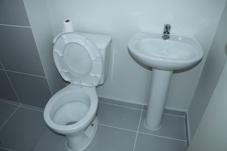 Apartamento para alugar com 135m², 3 quartos e 2 vagasBanheiro de Serviço