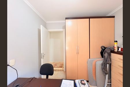 Casa à venda com 200m², 3 quartos e 2 vagasQuarto 2