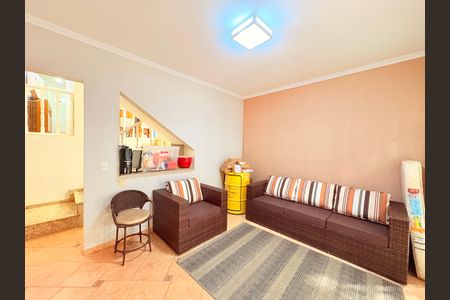 Casa à venda com 200m², 3 quartos e 2 vagasSala 