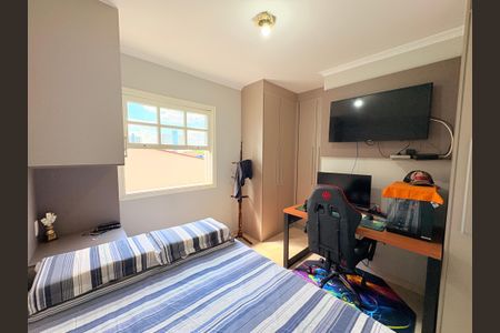 Casa à venda com 200m², 3 quartos e 2 vagasQuarto 1