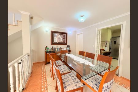 Casa à venda com 200m², 3 quartos e 2 vagasSala de Jantar