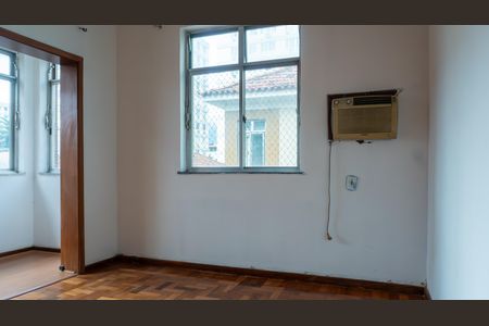 Apartamento à venda com 78m², 3 quartos e sem vaga