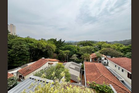 Casa à venda com 140m², 3 quartos e 2 vagas Casa à venda com 140m², 3 quartos e 2 vagasVista