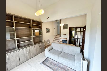 Casa à venda com 140m², 3 quartos e 2 vagas Casa à venda com 140m², 3 quartos e 2 vagasSala 2