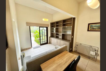 Casa à venda com 140m², 3 quartos e 2 vagas Casa à venda com 140m², 3 quartos e 2 vagasSala 2