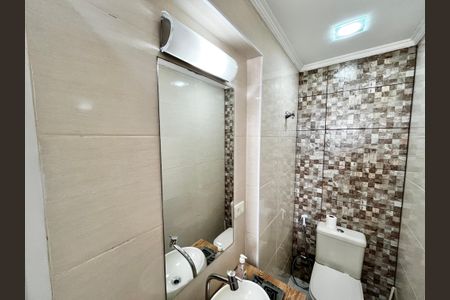 Casa à venda com 140m², 3 quartos e 2 vagas Casa à venda com 140m², 3 quartos e 2 vagasBanheiro da Suíte