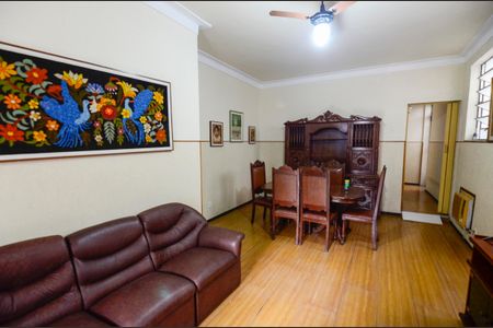 Casa à venda com 229m², 5 quartos e 3 vagasSala 1