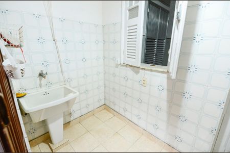 Casa à venda com 229m², 5 quartos e 3 vagasÁrea de Serviço