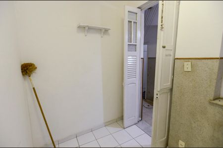 Casa à venda com 229m², 5 quartos e 3 vagasQuarto de Serviço