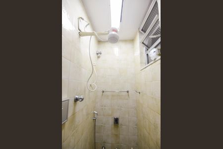 Casa à venda com 229m², 5 quartos e 3 vagasBanheiro de Serviço