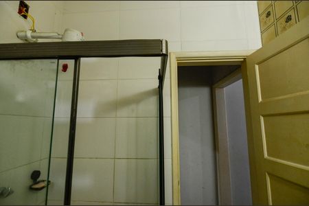 Casa à venda com 229m², 5 quartos e 3 vagasBanheiro 2