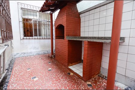 Casa à venda com 229m², 5 quartos e 3 vagasÁrea de Serviço