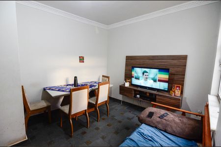 Casa à venda com 229m², 5 quartos e 3 vagasSala 2