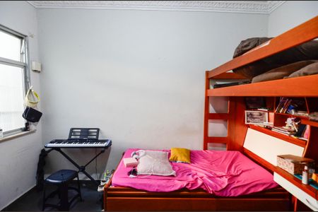 Casa à venda com 229m², 5 quartos e 3 vagasQuarto 2