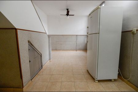 Casa à venda com 229m², 5 quartos e 3 vagasÁrea de Serviço