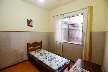 Casa à venda com 229m², 5 quartos e 3 vagasQuarto 4