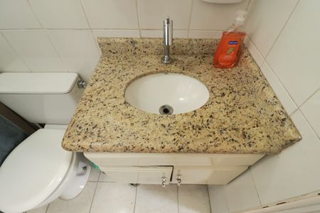 Apartamento à venda com 75m², 3 quartos e 1 vaga Apartamento à venda com 75m², 3 quartos e 1 vagaBanheiro da Suíte
