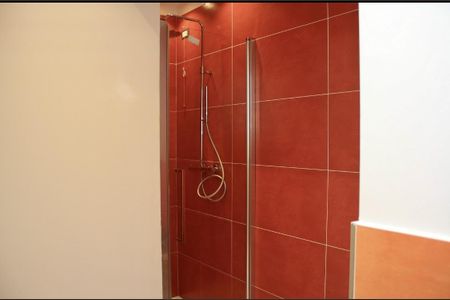 Casa à venda com 1042m², 4 quartos e 3 vagasBanheiro 1