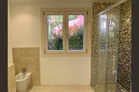 Casa à venda com 1042m², 4 quartos e 3 vagasBanheiro 2