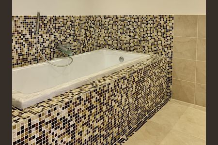 Casa à venda com 1042m², 4 quartos e 3 vagasBanheiro 2