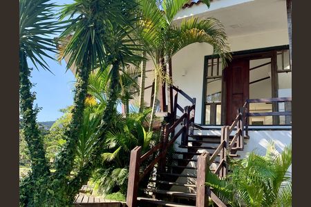 Casa à venda com 1042m², 4 quartos e 3 vagasVaranda