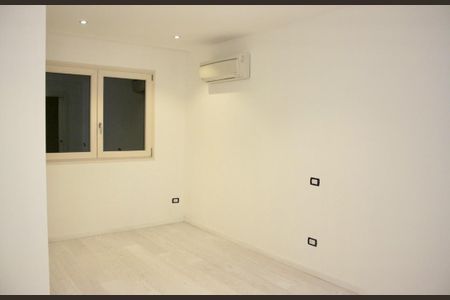 Casa à venda com 1042m², 4 quartos e 3 vagasQuarto