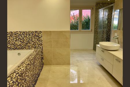 Casa à venda com 1042m², 4 quartos e 3 vagasBanheiro 1