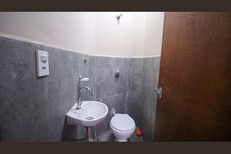 Casa à venda com 161m², 3 quartos e 2 vagas