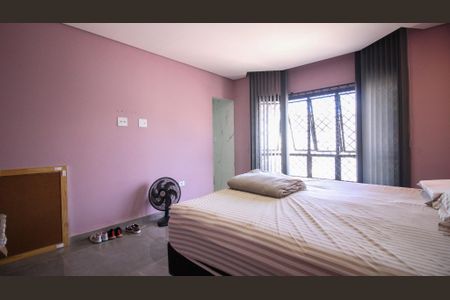 Casa à venda com 161m², 3 quartos e 2 vagas