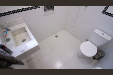 Casa à venda com 161m², 3 quartos e 2 vagas