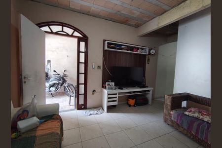 Casa à venda com 210m², 4 quartos e 1 vagaSala