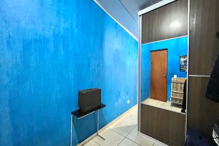 Casa à venda com 200m², 3 quartos e 4 vagas Casa à venda com 200m², 3 quartos e 4 vagasQuarto 3