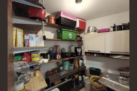 Casa à venda com 140m², 3 quartos e 2 vagasDespensa