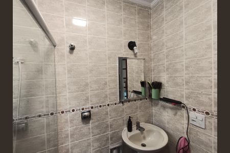 Casa à venda com 140m², 3 quartos e 2 vagasBanheiro Suite