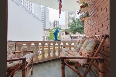 Casa à venda com 140m², 3 quartos e 2 vagasVaranda - Suite