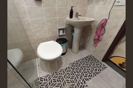 Casa à venda com 140m², 3 quartos e 2 vagasBanheiro Suite